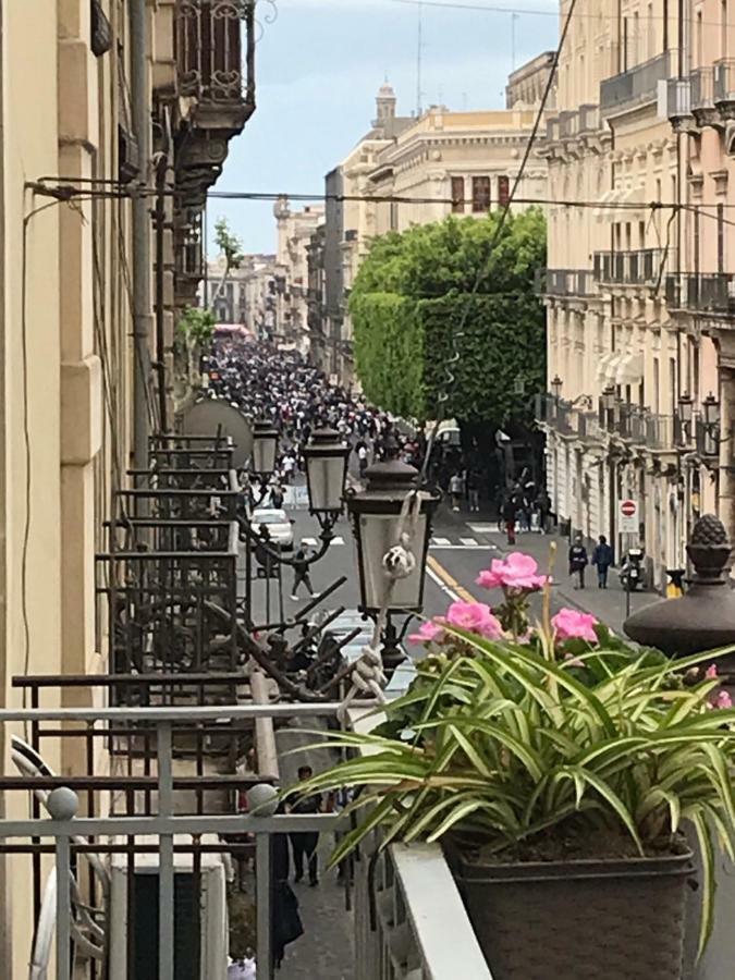 Papali Acomodação com café da manhã Catânia Exterior foto